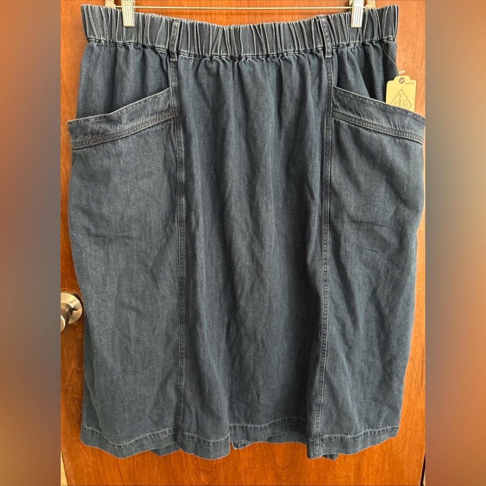 St John’s Bay Women’s Modest Long Denim Pull On Skirt Size 1X